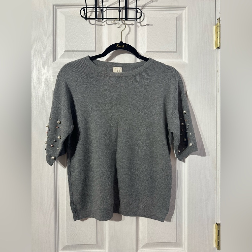 Gray Pearl-Embellished Women's Top S